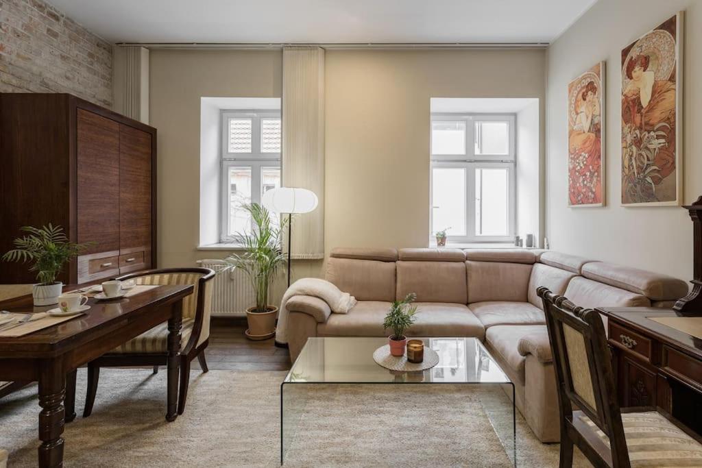 Spacious And Quiet In The Centre Апартаменти